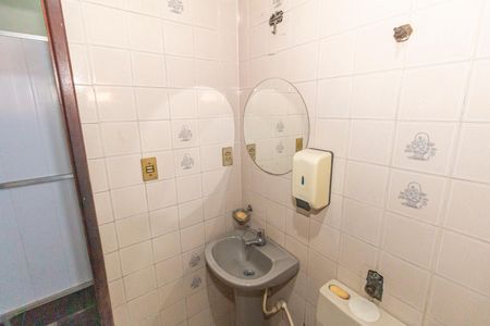 Casa para alugar com 400m², 2 quartos e 1 vagaBanheiro 3