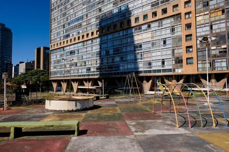 Apartamento para alugar com 25m², 1 quarto e sem vaga Apartamento para alugar com 25m², 1 quarto e sem vagaÁrea comum - Playground