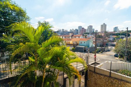 Casa à venda com 452m², 4 quartos e 5 vagasVista da Suíte 2