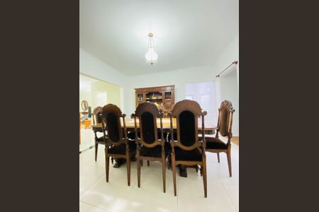 Casa à venda com 171m², 5 quartos e 3 vagas Casa à venda com 171m², 5 quartos e 3 vagasFoto 15