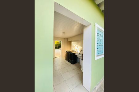 Casa à venda com 171m², 5 quartos e 3 vagas Casa à venda com 171m², 5 quartos e 3 vagasFoto 46