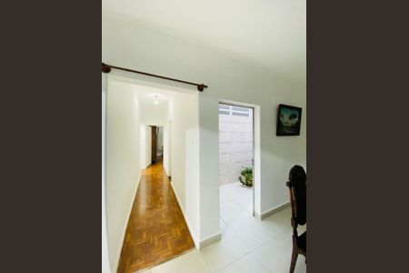 Casa à venda com 171m², 5 quartos e 3 vagas Casa à venda com 171m², 5 quartos e 3 vagasFoto 42