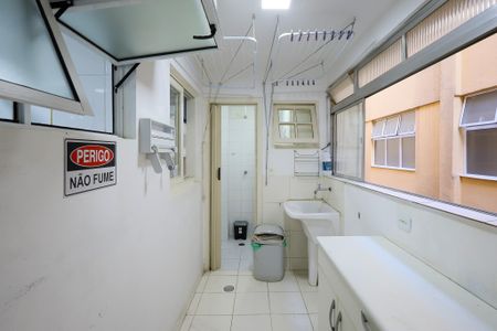 Apartamento à venda com 83m², 3 quartos e 1 vagaÁrea de Serviço
