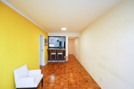 Apartamento à venda com 83m², 3 quartos e 1 vagaSala