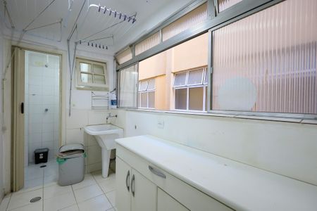 Apartamento à venda com 83m², 3 quartos e 1 vagaÁrea de Serviço