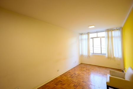 Apartamento à venda com 83m², 3 quartos e 1 vagaSala