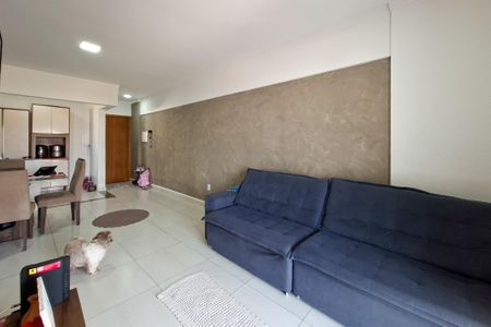 Apartamento para alugar com 82m², 2 quartos e 2 vagasSala