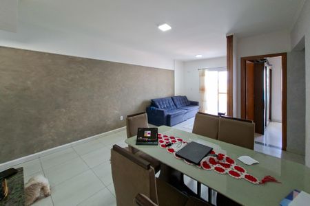 Apartamento para alugar com 82m², 2 quartos e 2 vagasSala