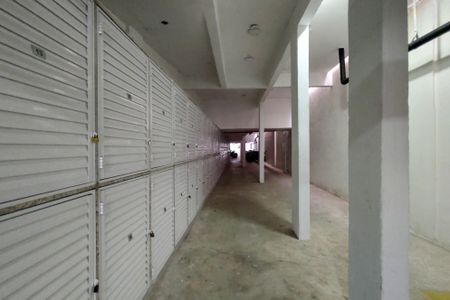 Apartamento para alugar com 82m², 2 quartos e 2 vagasDepósito