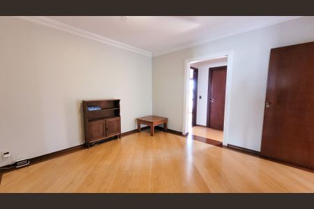 Casa de condomínio à venda com 360m², 5 quartos e 4 vagasHall dos Quartos