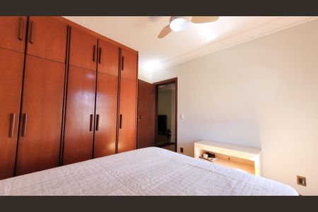 Casa de condomínio à venda com 360m², 5 quartos e 4 vagasQuarto 2