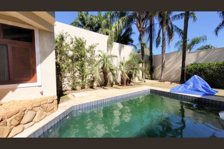 Casa de condomínio à venda com 360m², 5 quartos e 4 vagasPiscina