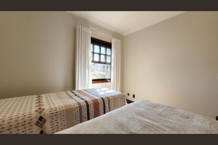 Casa de condomínio à venda com 360m², 5 quartos e 4 vagasQuarto 1