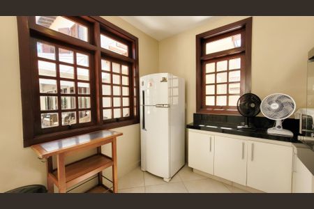 Casa de condomínio à venda com 360m², 5 quartos e 4 vagasEspaço Gourmet