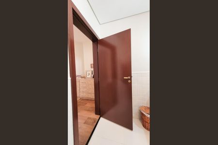 Casa de condomínio à venda com 360m², 5 quartos e 4 vagasBanheiro da Suíte 3