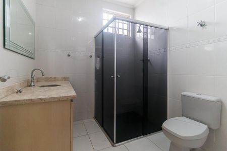 Casa para alugar com 180m², 3 quartos e 4 vagasBanheiro da Suíte