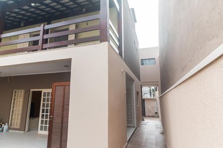 Casa para alugar com 180m², 3 quartos e 4 vagasQuintal dos Fundos