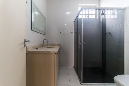 Casa para alugar com 180m², 3 quartos e 4 vagasBanheiro da Suíte