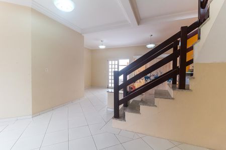 Casa para alugar com 180m², 3 quartos e 4 vagasSala
