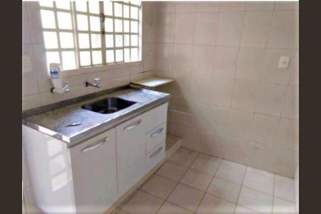 Casa à venda com 156m², 7 quartos e 4 vagas Casa à venda com 156m², 7 quartos e 4 vagasFoto 05