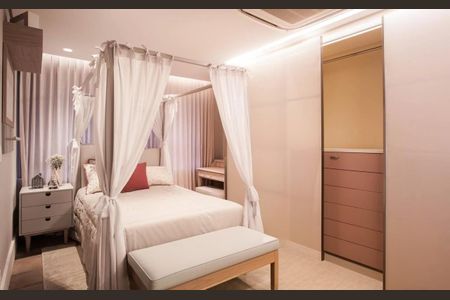 Casa de condomínio à venda com 358m², 3 quartos e 4 vagas