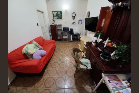 Casa à venda com 240m², 4 quartos e 4 vagas