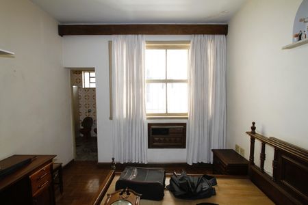 Casa à venda com 229m², 5 quartos e 4 vagasSuíte 1