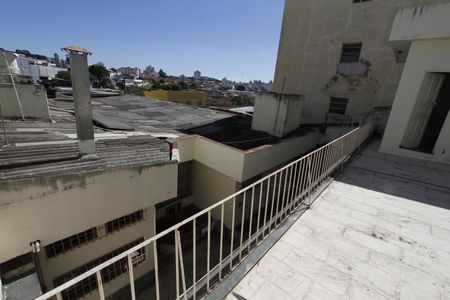 Casa à venda com 229m², 5 quartos e 4 vagasVaranda