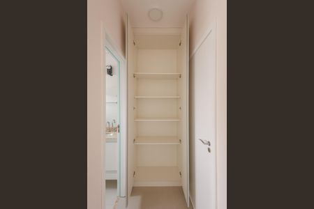 Apartamento para alugar com 66m², 2 quartos e 1 vaga Apartamento para alugar com 66m², 2 quartos e 1 vagaSuíte