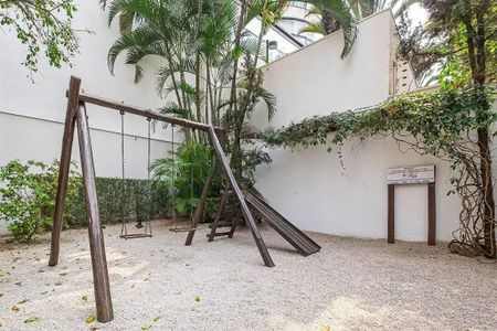 Apartamento à venda com 228m², 3 quartos e 4 vagas