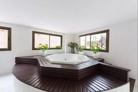 Apartamento à venda com 228m², 3 quartos e 4 vagas