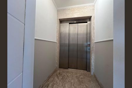 Apartamento à venda com 228m², 3 quartos e 4 vagas