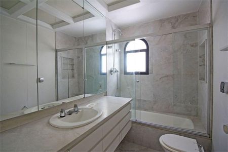 Apartamento à venda com 276m², 4 quartos e 3 vagas