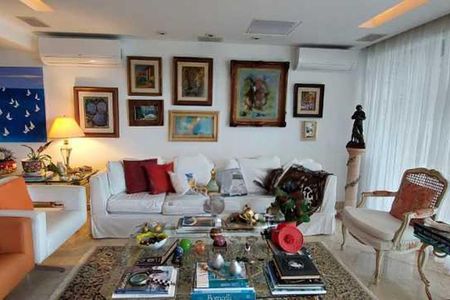 Apartamento à venda com 191m², 4 quartos e 4 vagas