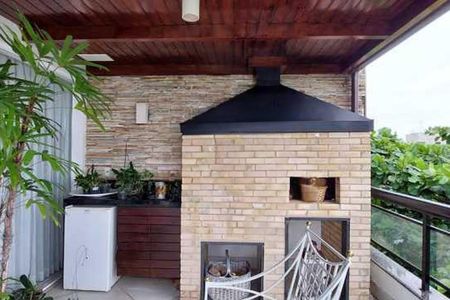 Apartamento à venda com 191m², 4 quartos e 4 vagas