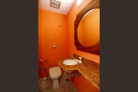 Apartamento à venda com 248m², 2 quartos e 2 vagas Apartamento à venda com 248m², 2 quartos e 2 vagasLavabo