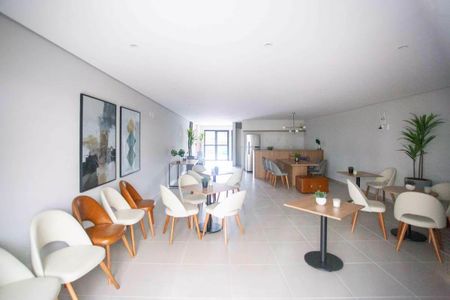 Apartamento para alugar com 40m², 2 quartos e sem vaga Apartamento para alugar com 40m², 2 quartos e sem vagaSalão de Festas