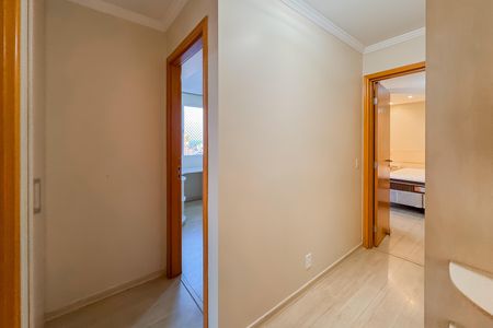 Apartamento para alugar com 143m², 3 quartos e 3 vagas Apartamento para alugar com 143m², 3 quartos e 3 vagasCorredor