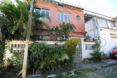 Apartamento para alugar com 70m², 2 quartos e sem vagaFachada