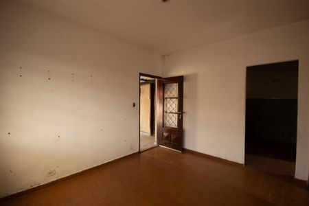 Casa à venda com 216m², 2 quartos e 4 vagas Casa à venda com 216m², 2 quartos e 4 vagasSala