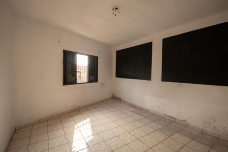 Casa à venda com 216m², 2 quartos e 4 vagas Casa à venda com 216m², 2 quartos e 4 vagasQuarto 2