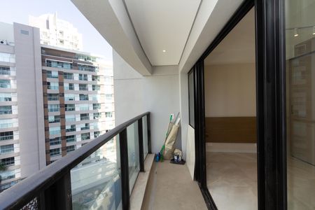 Studio para alugar com 26m², 1 quarto e sem vaga Studio para alugar com 26m², 1 quarto e sem vagaVaranda