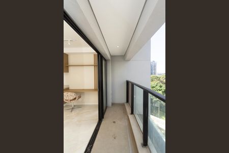 Studio para alugar com 26m², 1 quarto e sem vaga Studio para alugar com 26m², 1 quarto e sem vagaVaranda