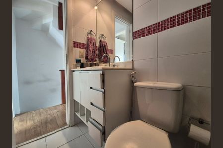 Casa de condomínio à venda com 200m², 3 quartos e 2 vagas Casa de condomínio à venda com 200m², 3 quartos e 2 vagasBaheiro