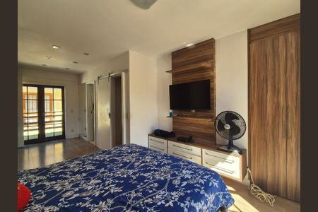 Casa de condomínio à venda com 200m², 3 quartos e 2 vagas Casa de condomínio à venda com 200m², 3 quartos e 2 vagasSuite 2