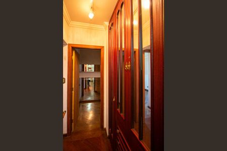 Apartamento para alugar com 200m², 3 quartos e 2 vagasCorredor