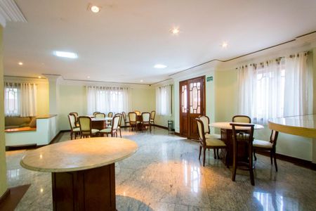 Apartamento para alugar com 200m², 3 quartos e 2 vagasÁrea comum - Salão de festas