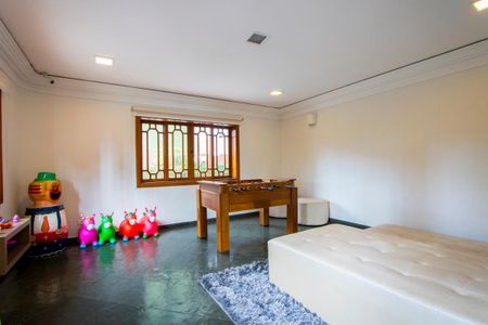 Apartamento para alugar com 200m², 3 quartos e 2 vagasÁrea comum - Espaço de jogos