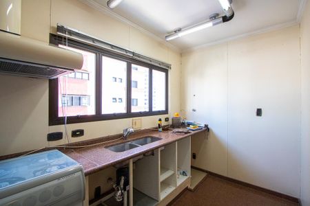 Apartamento para alugar com 200m², 3 quartos e 2 vagasCozinha