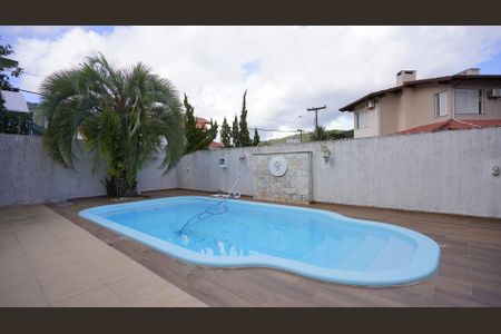 Casa para alugar com 460m², 5 quartos e 2 vagasPiscina